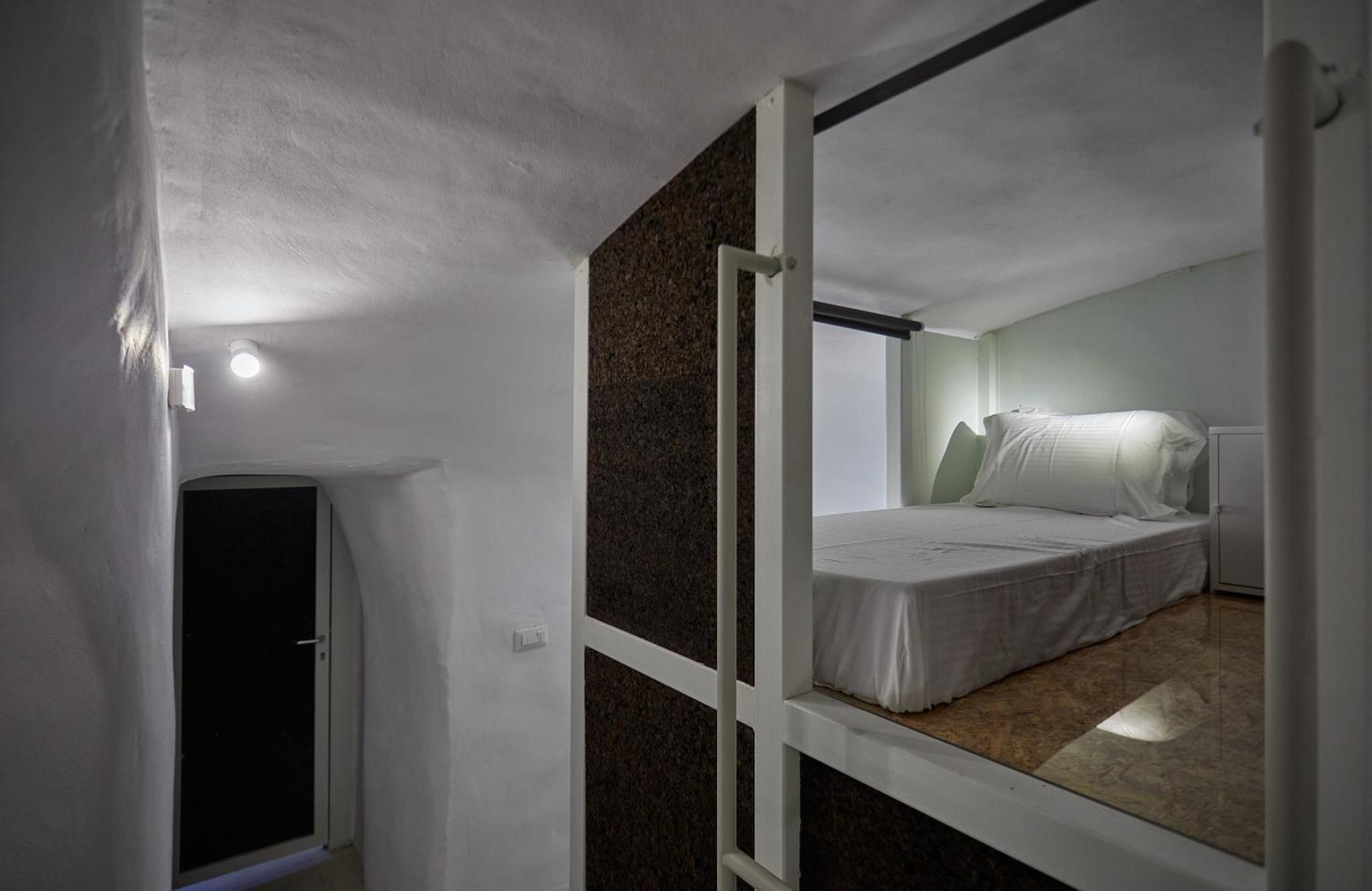 Hostel 16 Oia מראה חיצוני תמונה